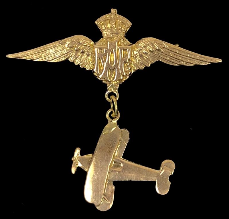 Royal Air Force RAF pilot's wing biplane badge