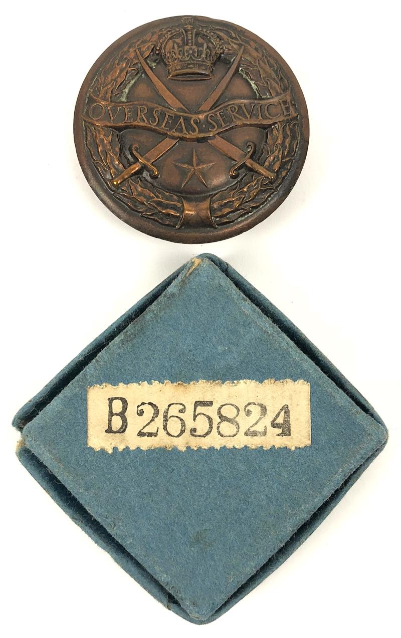 WW2 Indian Army overseas service award badge & box of Issue