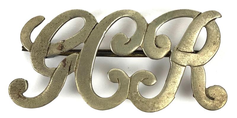 Great Central Railway GCR nickel script cap badge