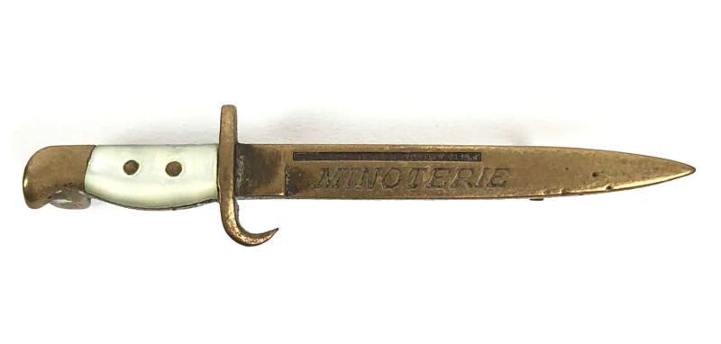 Minoterie miniature bayonet pin badge 45mm.