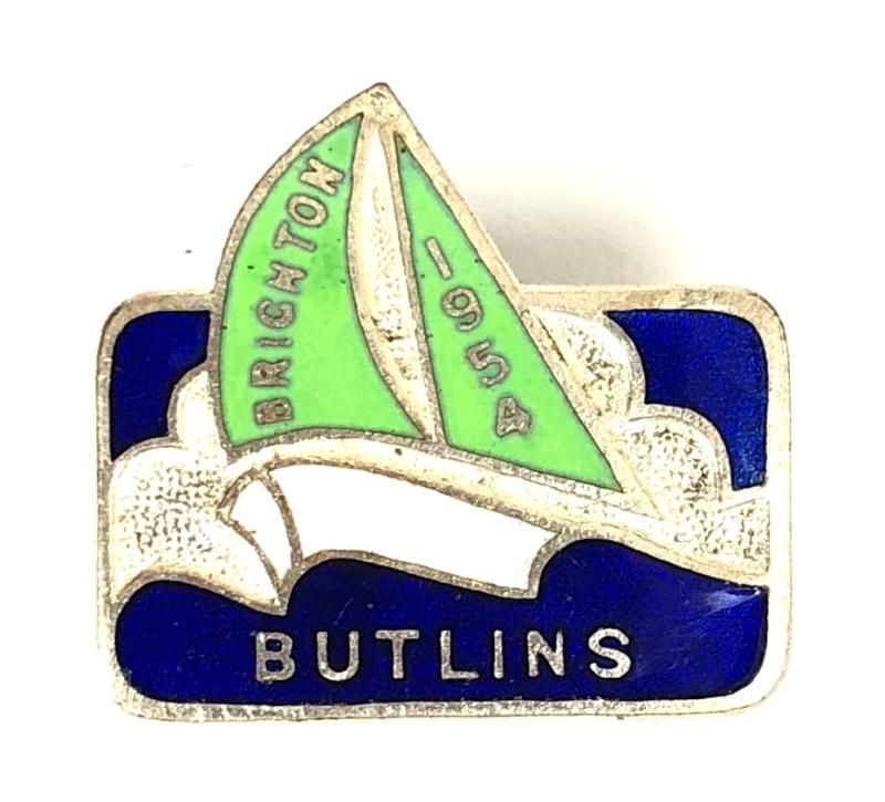 Butlins 1954 Brighton holiday camp sailing yacht badge