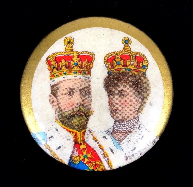 King George V and Queen Mary 1911 Coronation souvenir tin button badge