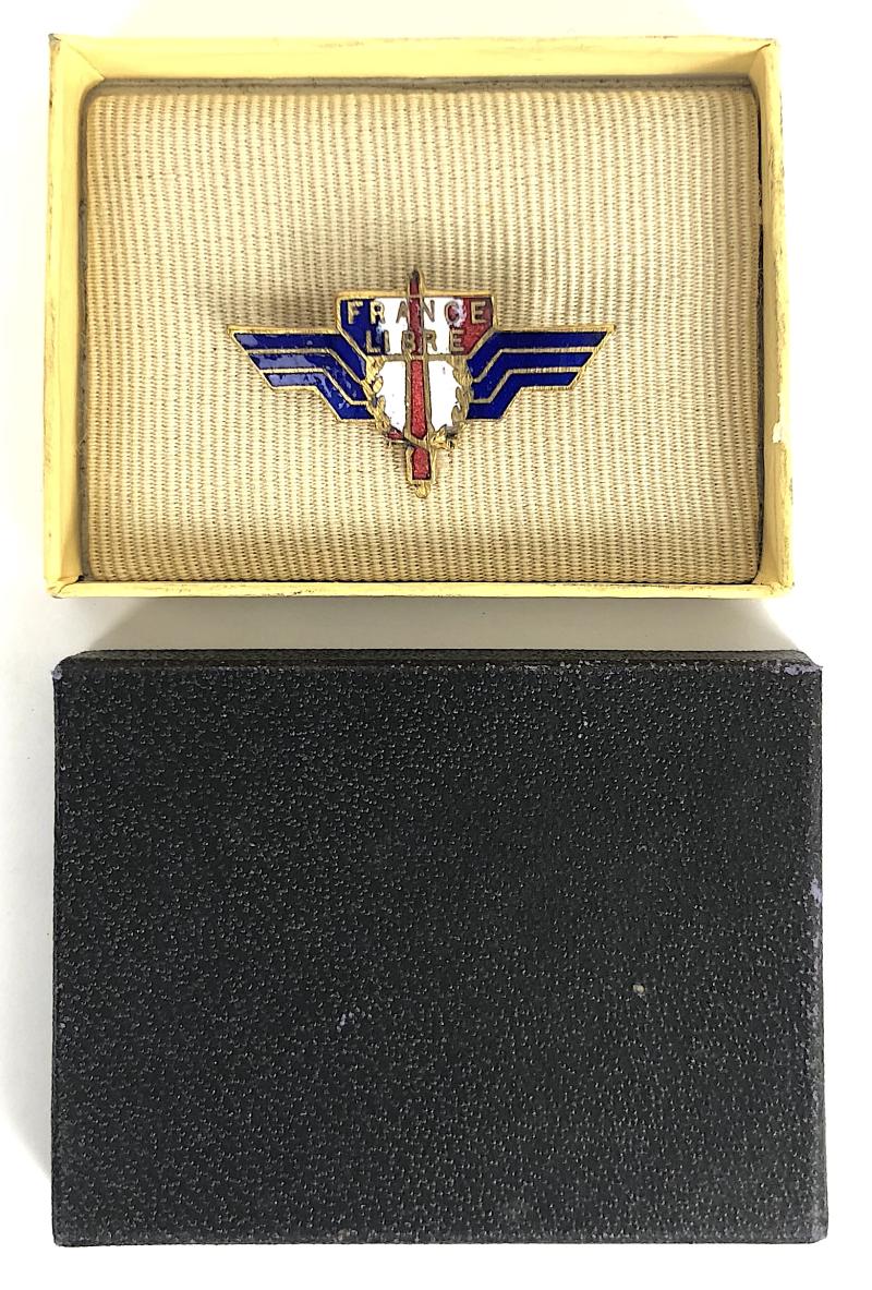 WW2 Free French Forces FRANCE LIBRE supporters pin badge in original case