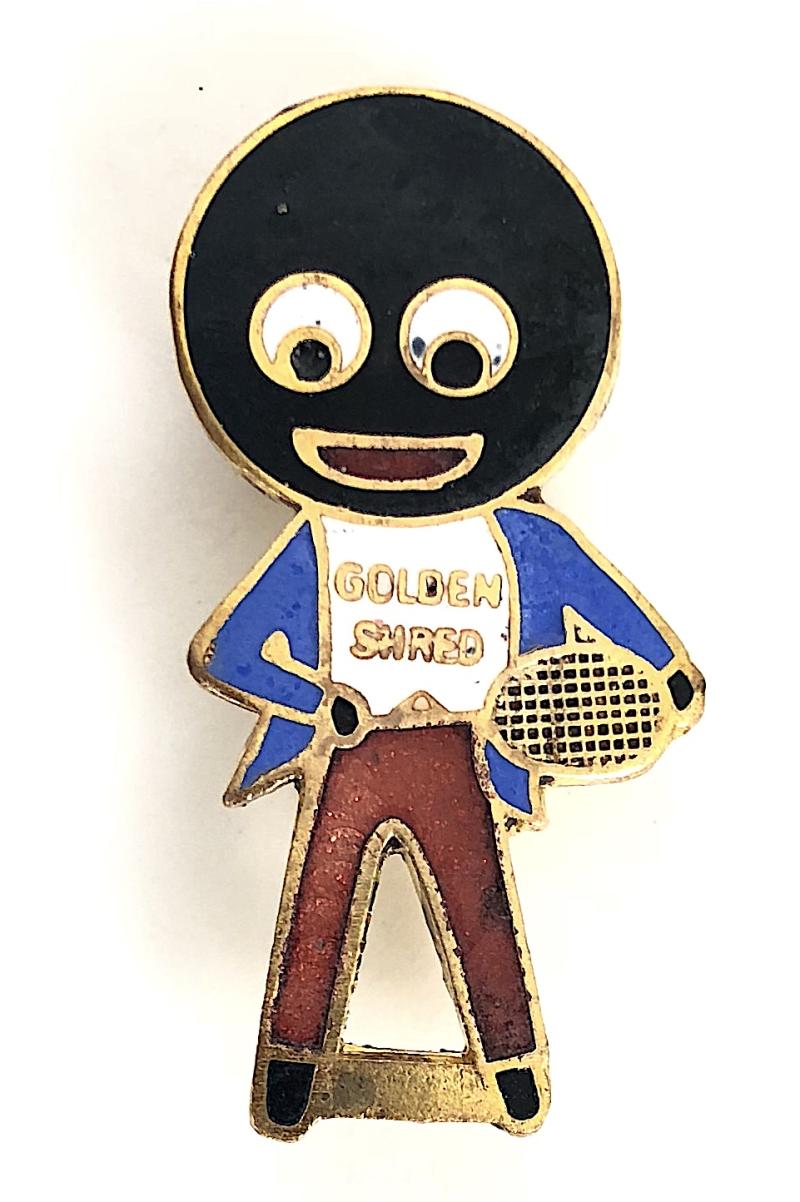 Robertsons Golly tennis player white waistcoat advertising badge W.Reeves & Co