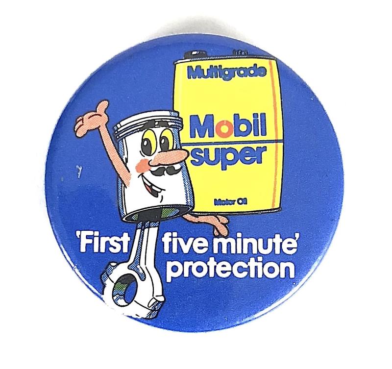 Multigrade Mobil Super Motor Oil advertising badge