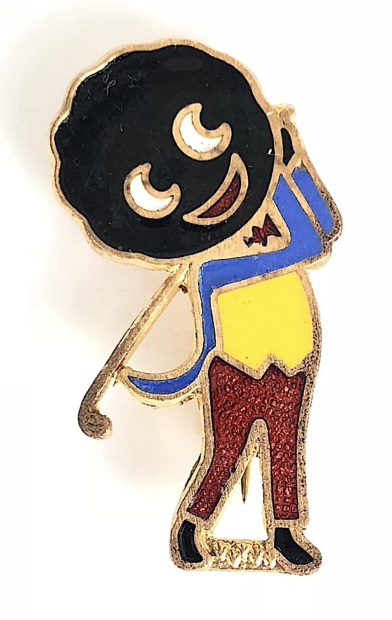 Robertsons 1970s Golly golfer advertising badge R.E.V.Gomm
