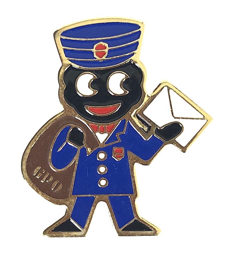 Robertsons 1980 Golly postman advertising badge all RED pocket NO MAKER