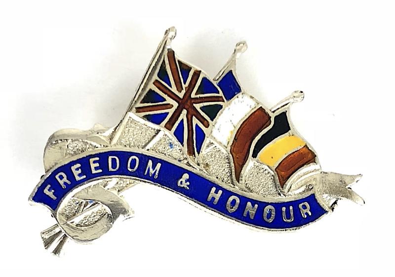 United We Stand Britain, France, Belgium flags 1914 hallmarked silver badge