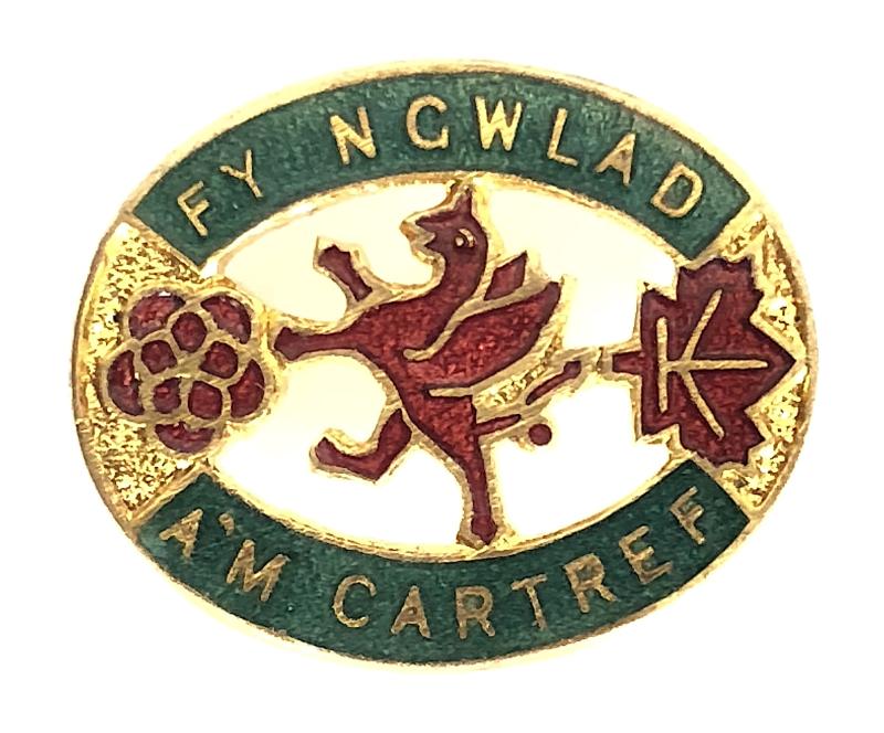 Womens Institutes WI For Home and Country WALES badge
