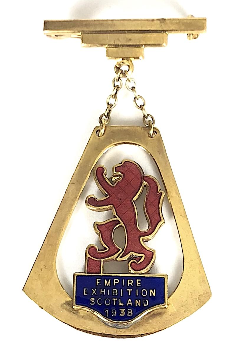 1938 Empire Exhibition Scotland souvenir brooch