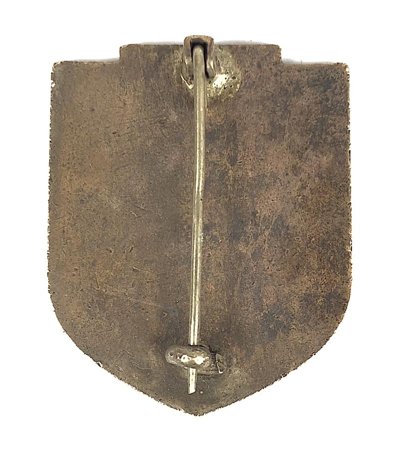 Free Czechoslovak Artillery in England 1942 enamel badge