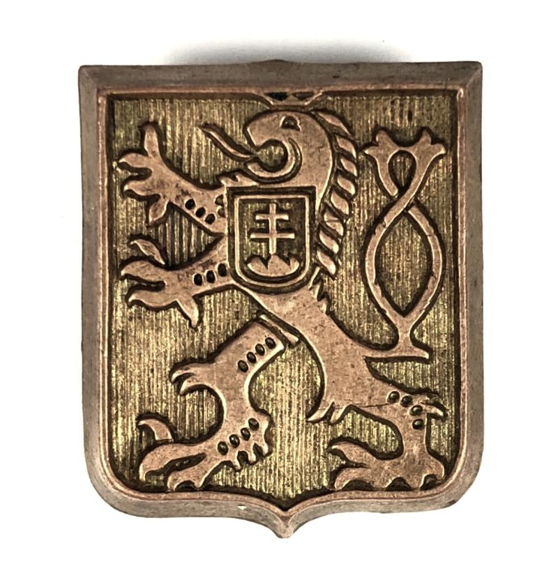 WW2 Free Czechoslovak Army brass cap Badge
