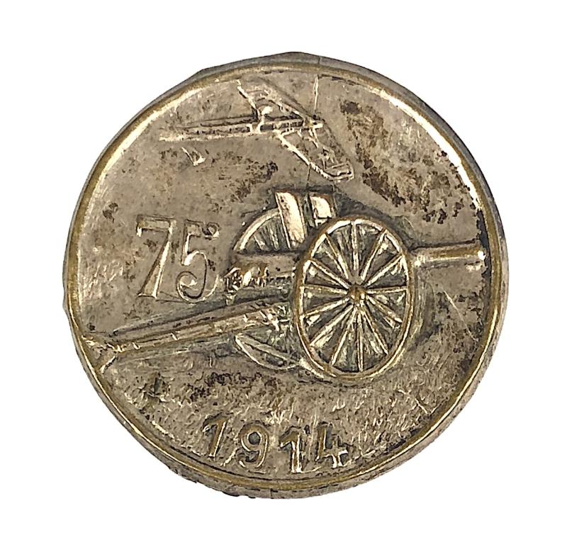 1914 French 75 Artillery Field Gun battle brooch tin badge