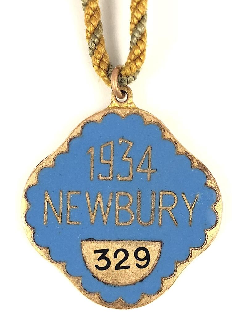 1934 Newbury Racecourse horse racing badge