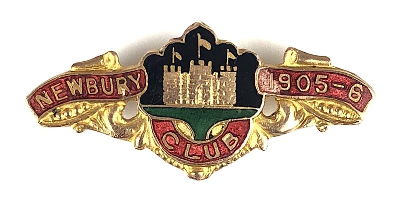 1905 - 1906 Newbury Racecourse horse racing club pin badge
