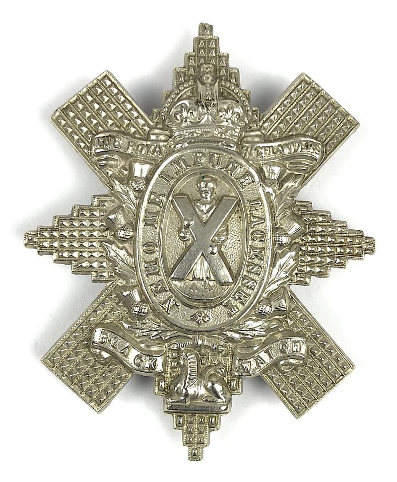 Black Watch (Royal Highlanders) Glengarry Badge circa 1902 - 36