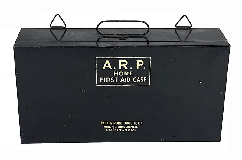 A.R.P. HOME FIRST AID CASE BOOTS PURE DRUG Co.Ltd. BOOTS CHEMISTS NOTTINGHAM