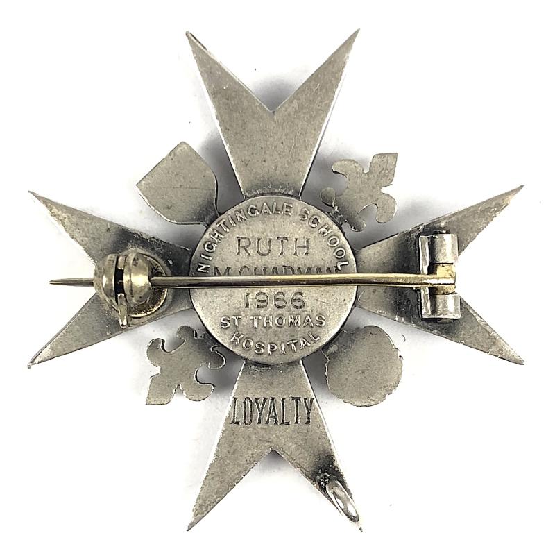 Nightingale School of Nursing St Thomas Hospital 1966 issue badge