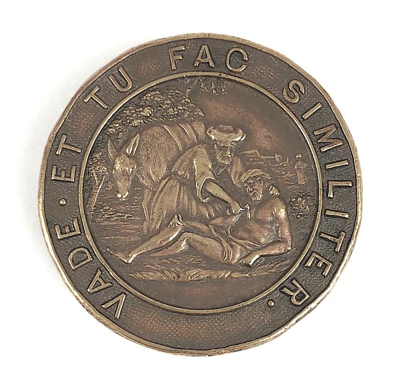 Manchester Royal Infirmary Certificated Nurse Bronze Hospital Badge