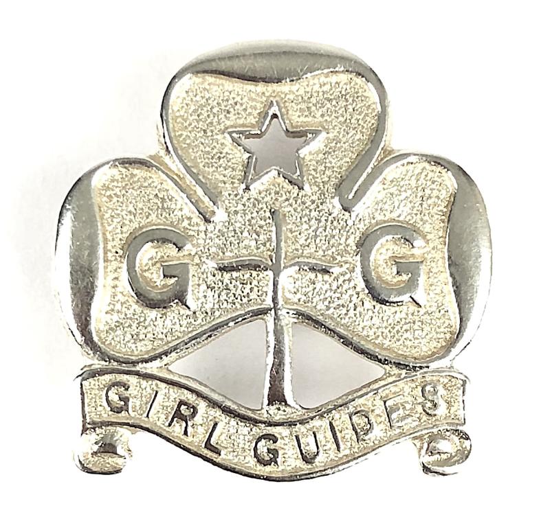 Girl Guides Commissioner 1937 hallmarked silver promise badge