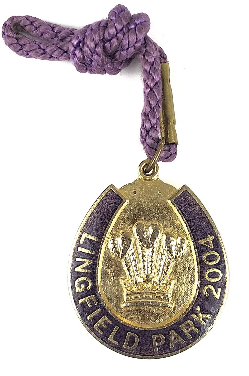 2004 Lingfield Park Racecoure horse racing club badge