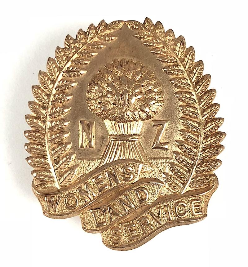 WW2 New Zealand Womens Land Service Badge by Mayer & Kean Wellington