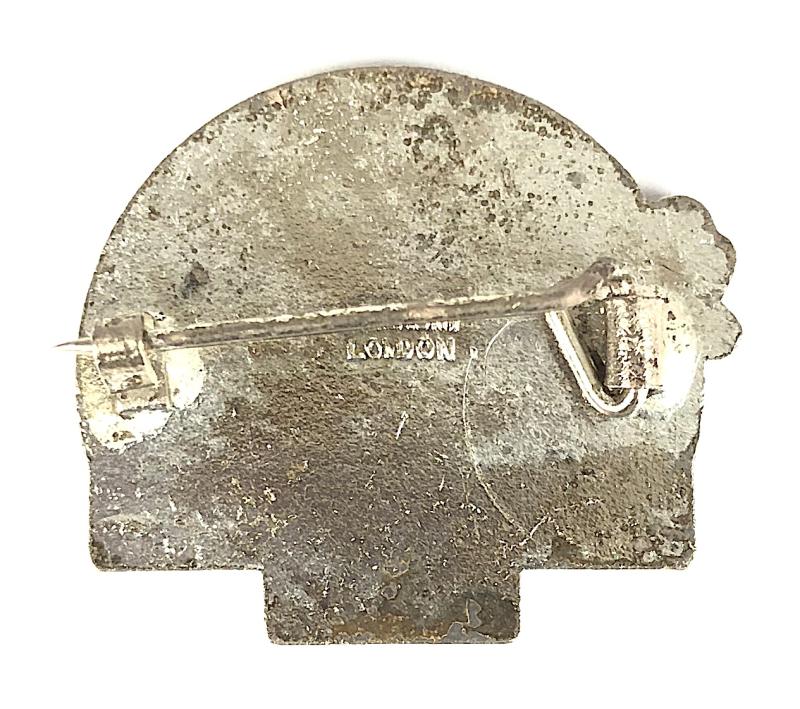 Butlins 1955 Skegness holiday camp two dancing fish badge