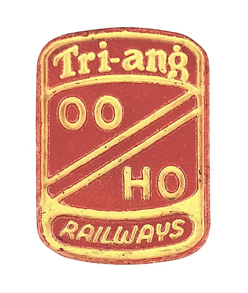 Tri-ang Model Railway OO / HO scale plastic lapel badge