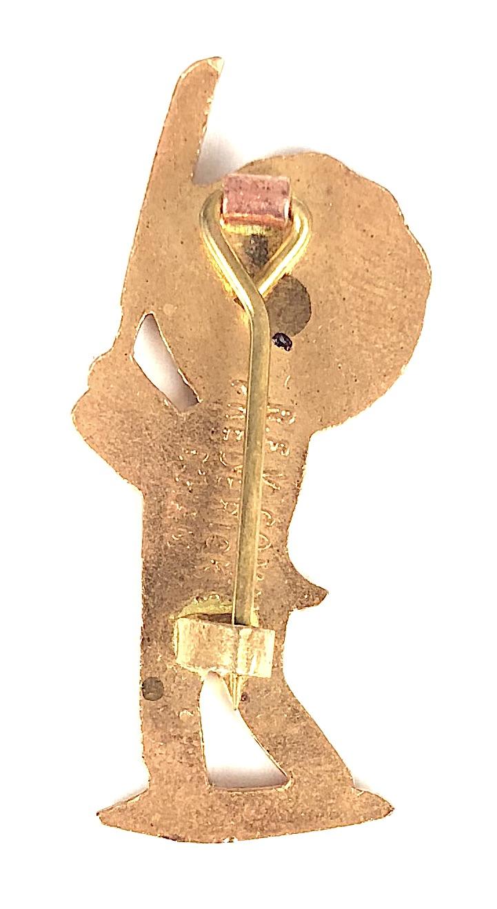 Robertsons 1970s Golly Cricketer advertising badge R.E.V. Gomm