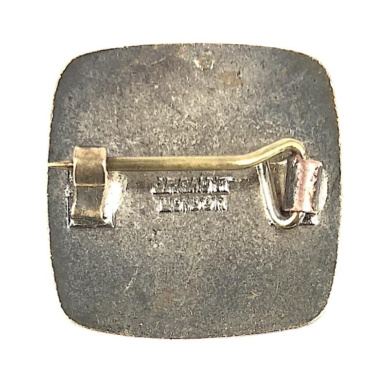 Butlins 1962 Margate Holiday Camp seagull badge