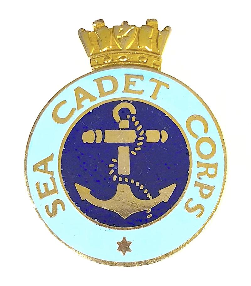 Sea Cadet Corps gilt and enamel cap badge