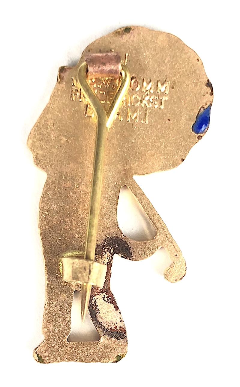 Robertsons 1970s Golly golfer advertising badge R.E.V.Gomm