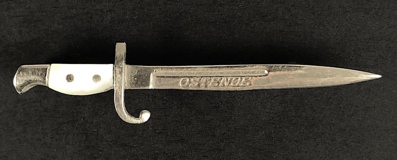 WW1 Ostende Battle miniature bayonet pin badge